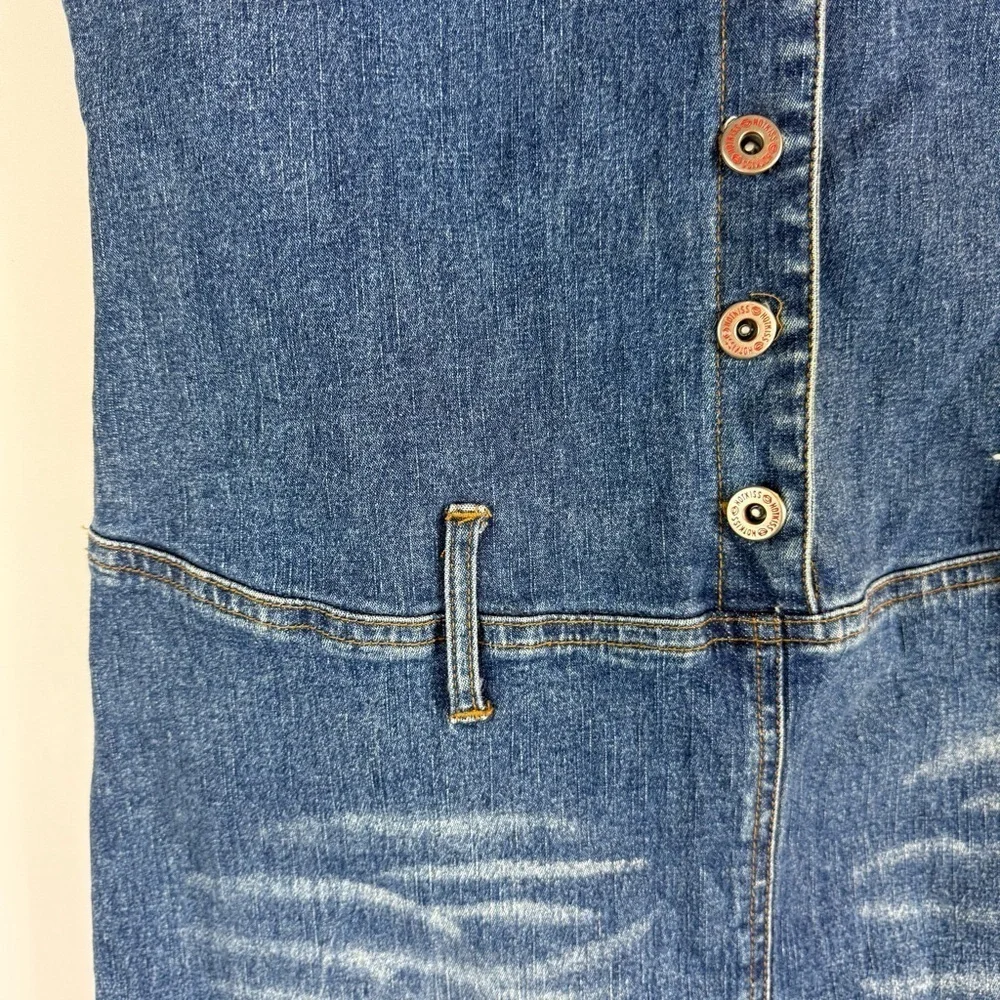 Hot Kiss stretchy denim dress with front buttons 2000’s Style - Picture 5 of 13